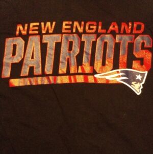 New England Patriots Football Vintage CSA Black Size Medium Long Sleeve T-Shirt